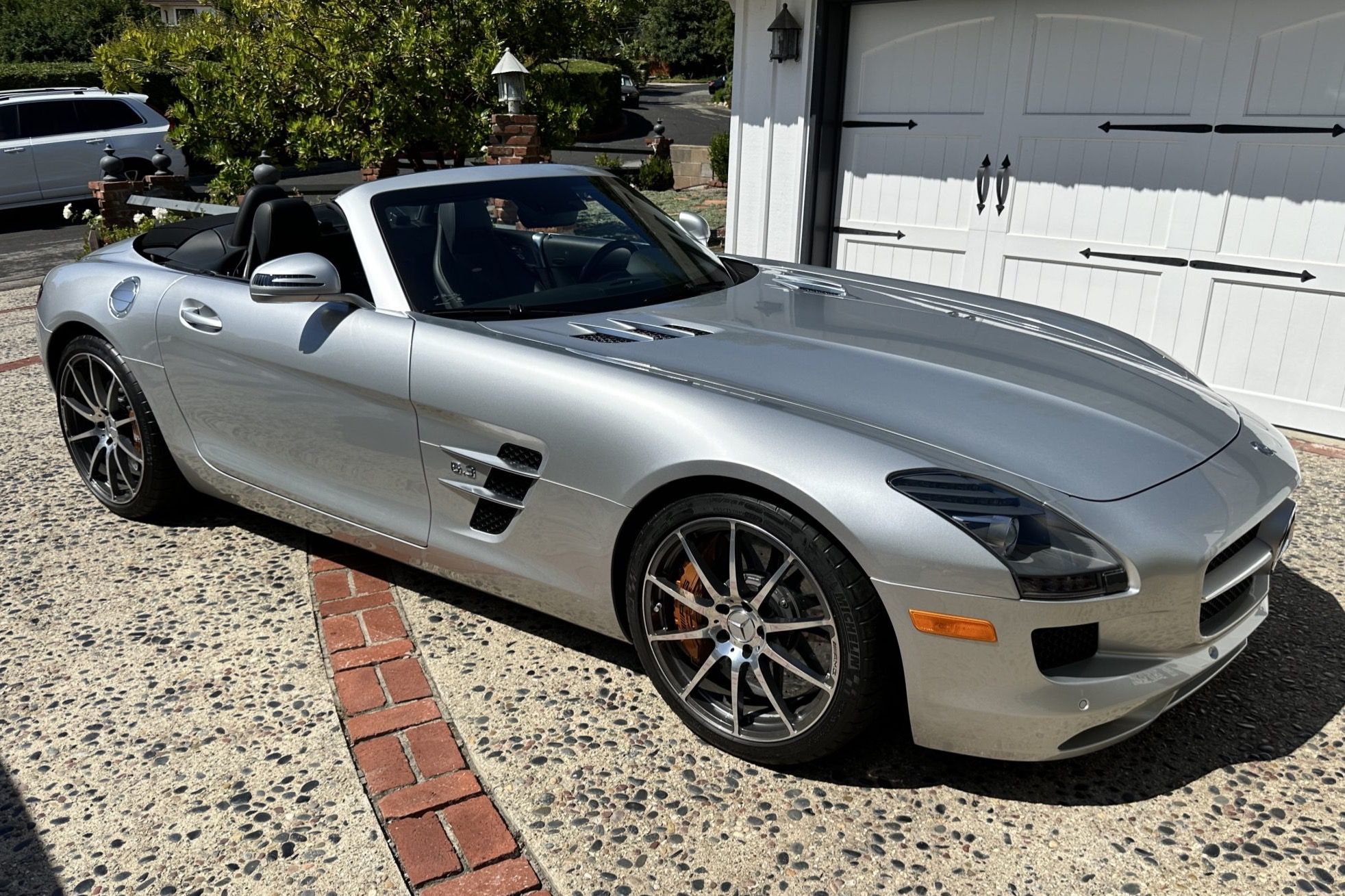 2012 Mercedes-Benz SLS AMG Roadster