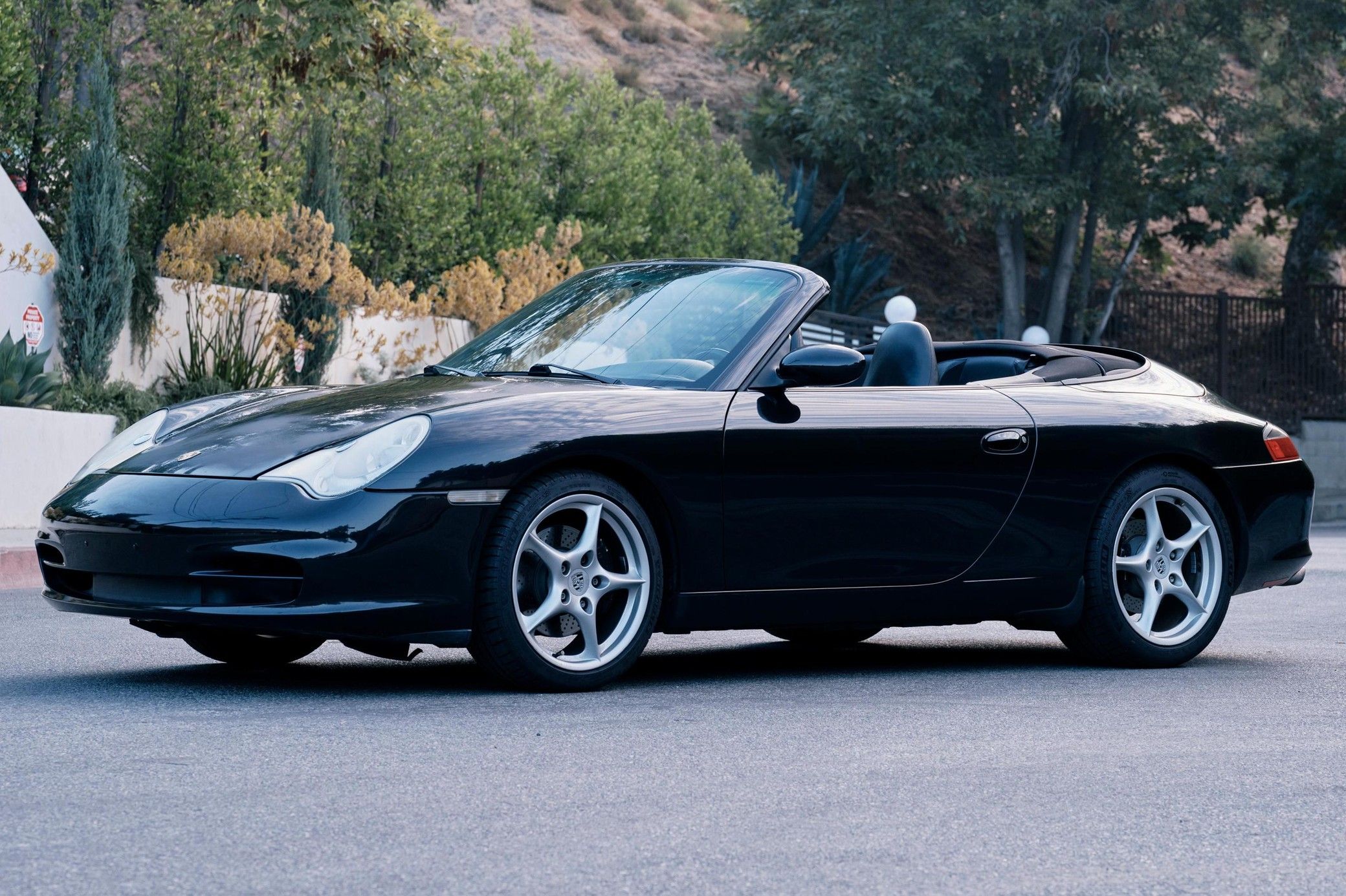 2003 Porsche 911 Carrera Cabriolet
