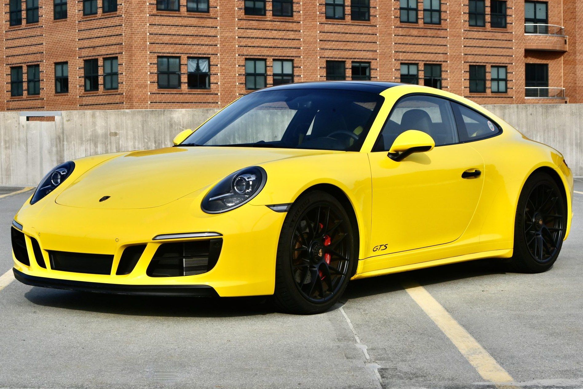 2019 Porsche 911 Carrera GTS