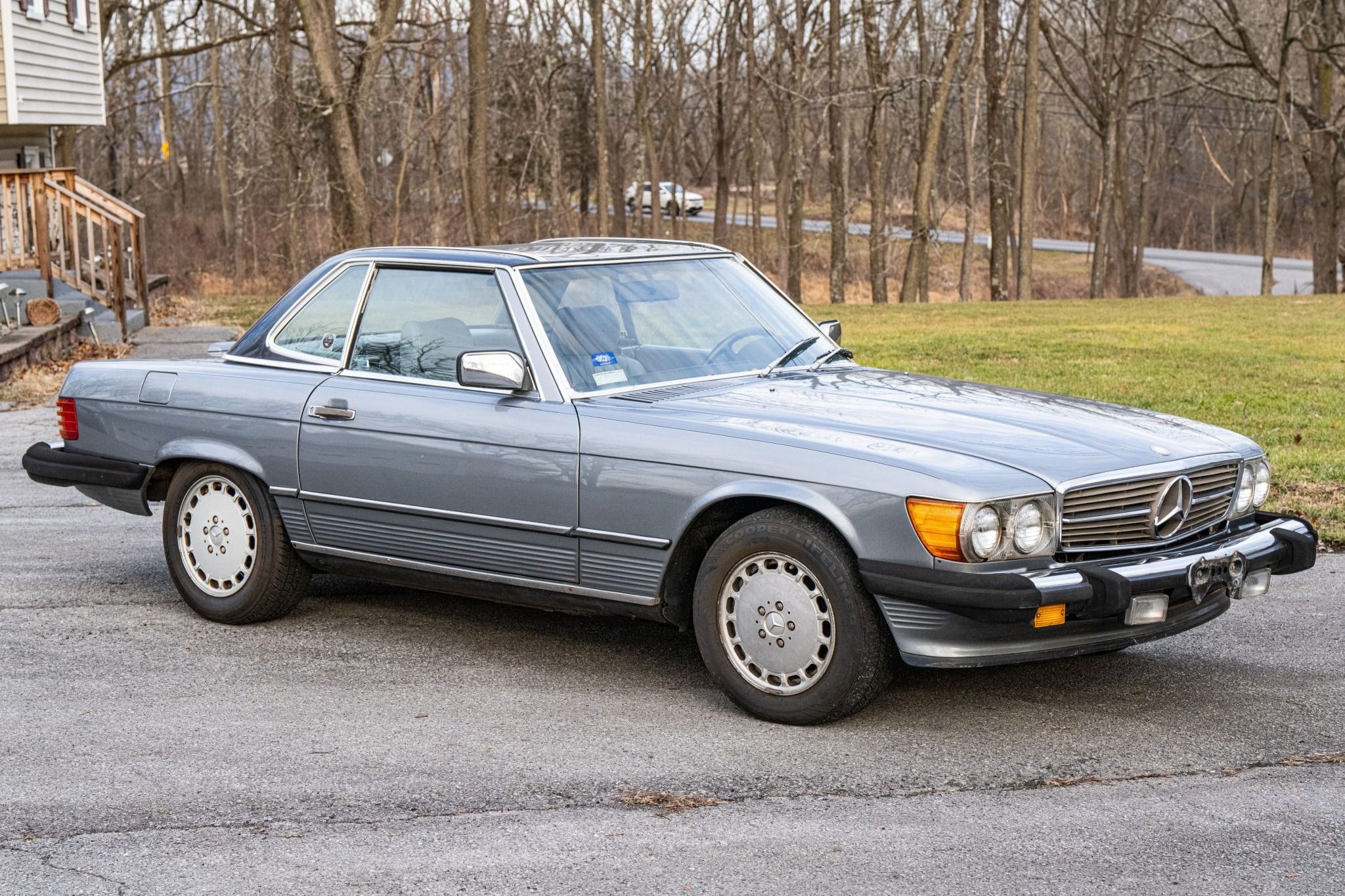 1988 Mercedes-Benz SL-Class 560SL