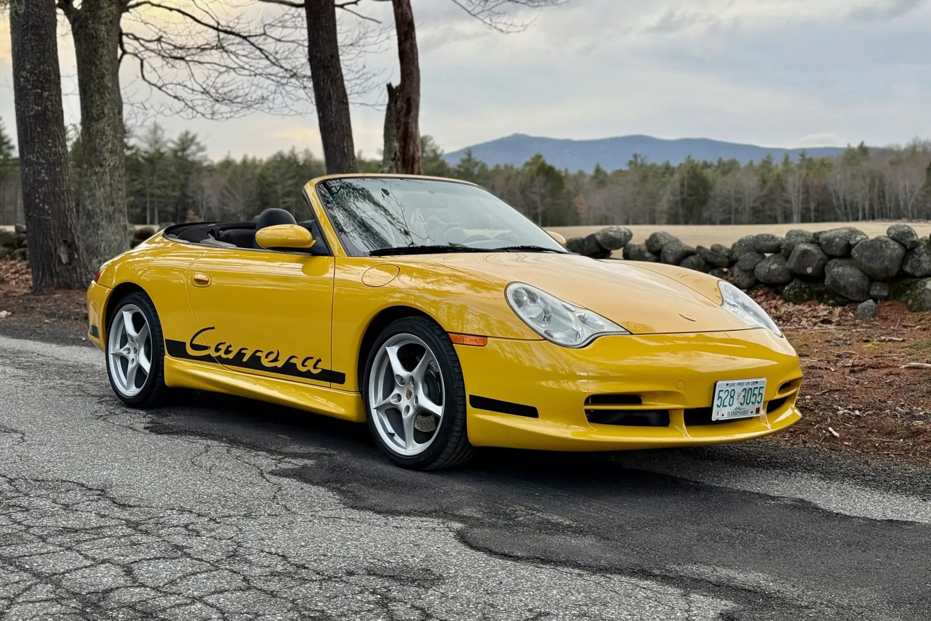 2002 Porsche 911 Carrera Cabriolet