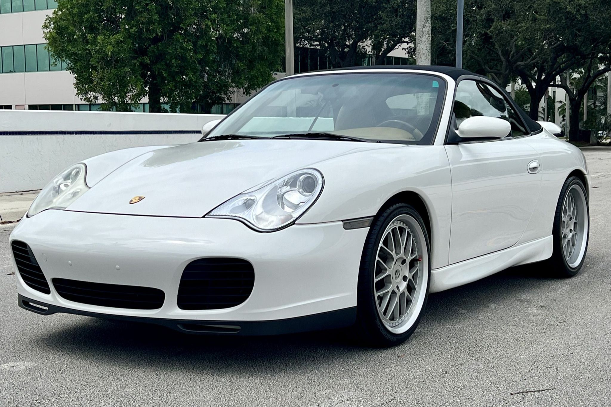 2003 Porsche 911 Carrera
