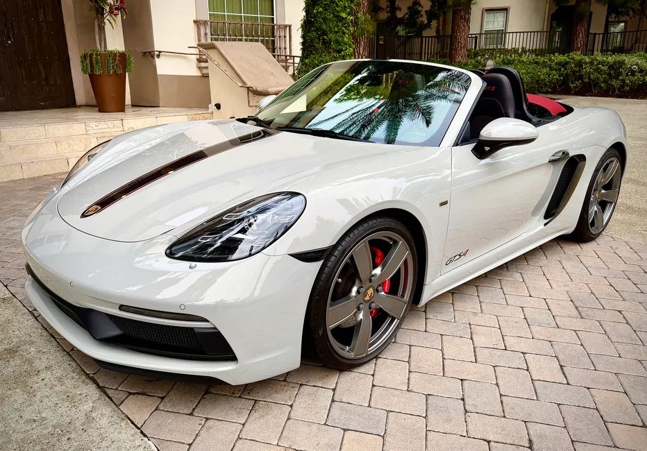 2021 Porsche Boxster