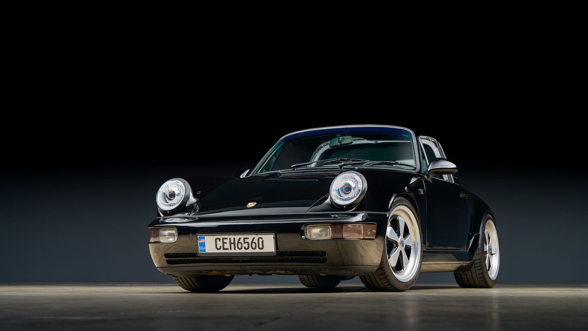1990 Porsche 911 Carrera 2 Targa