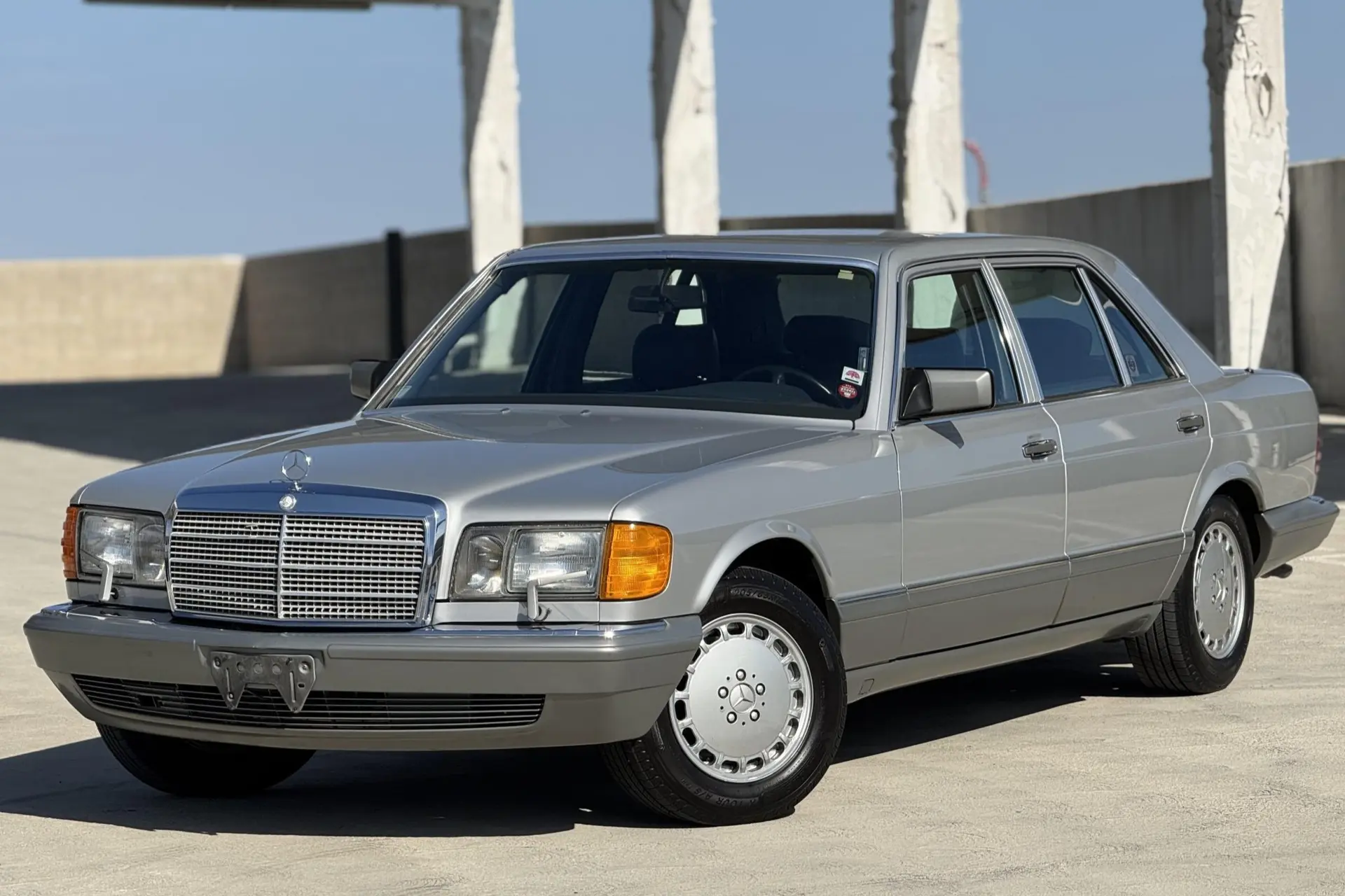 1987 Mercedes-Benz S-Class