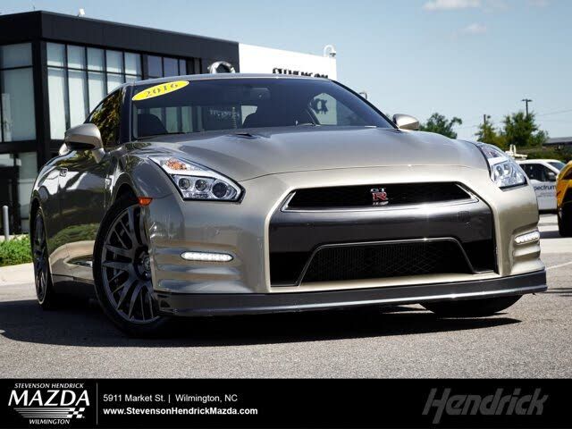 2016 Nissan GT-R Premium