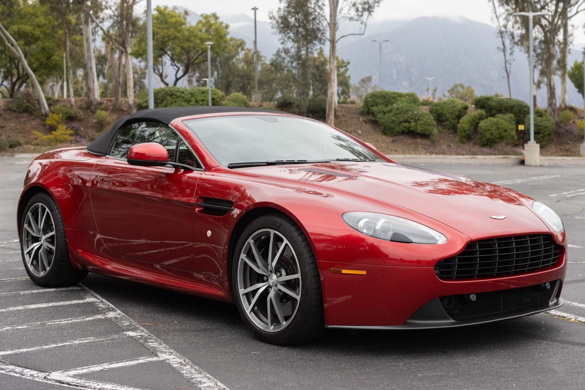 2014 Aston Martin Vantage Vantage 4.7 Roadster