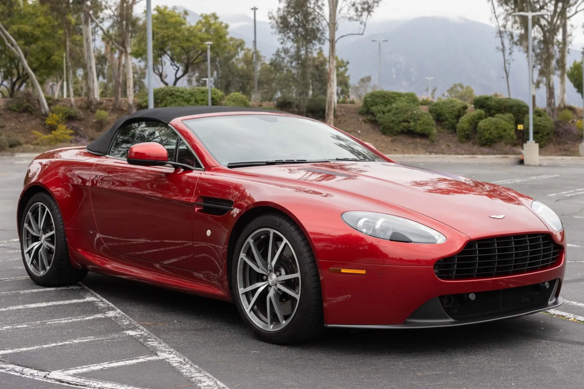 2014 Aston Martin Vantage Vantage 4.7 Roadster