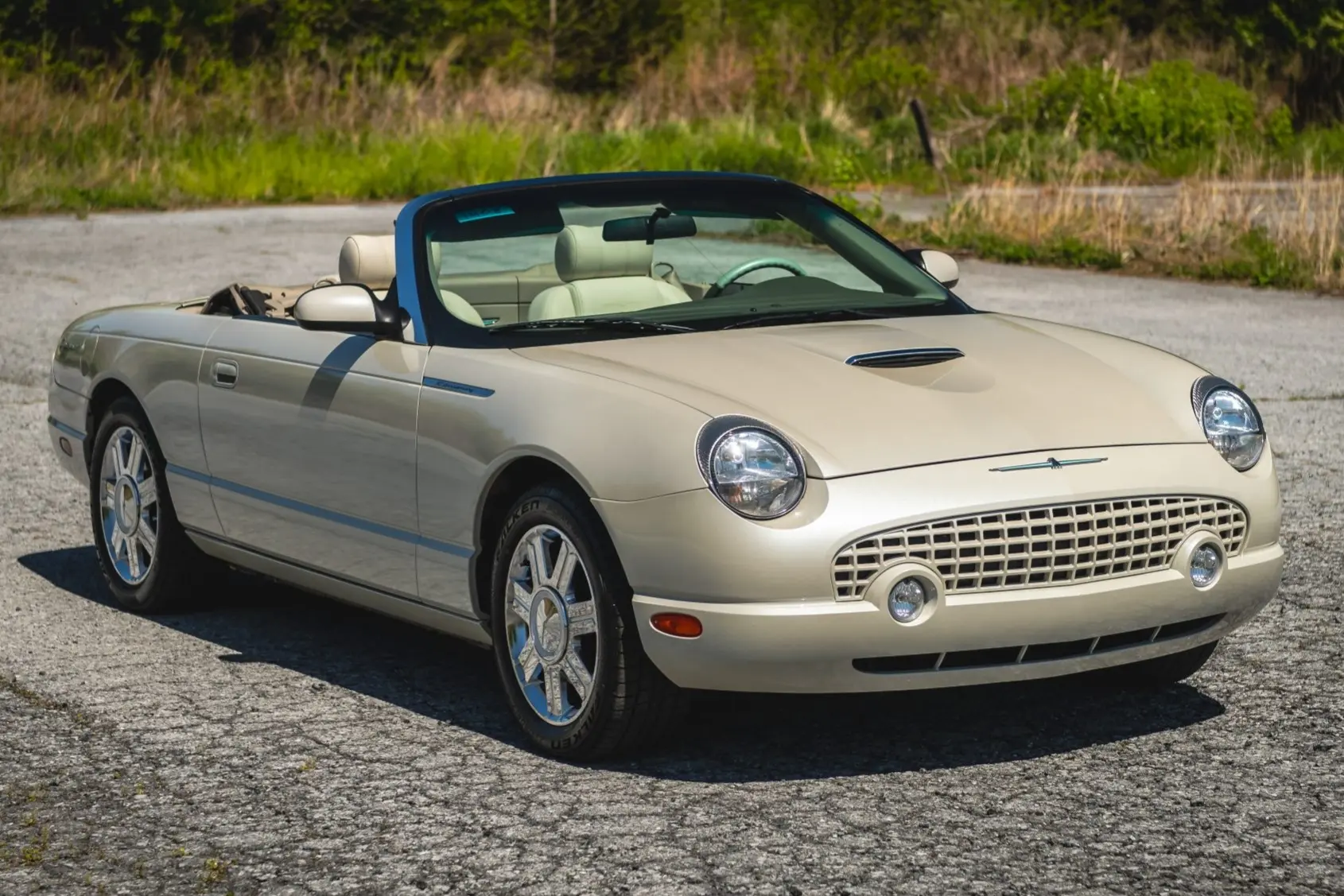 2005 Ford Thunderbird
