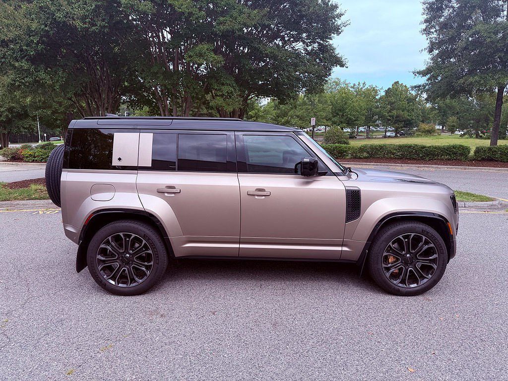 2026 Land Rover Defender