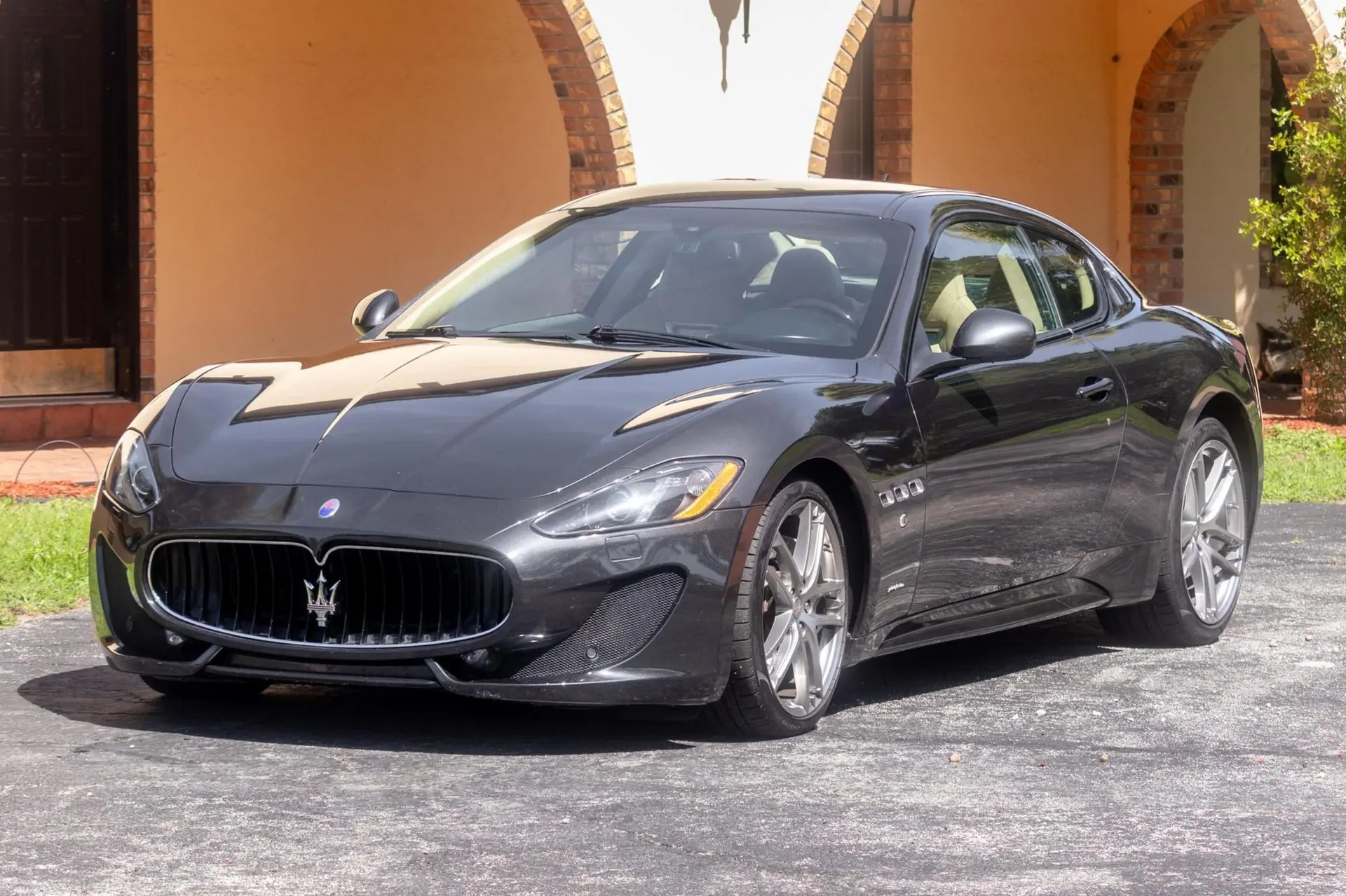 2015 Maserati GranTurismo Sport