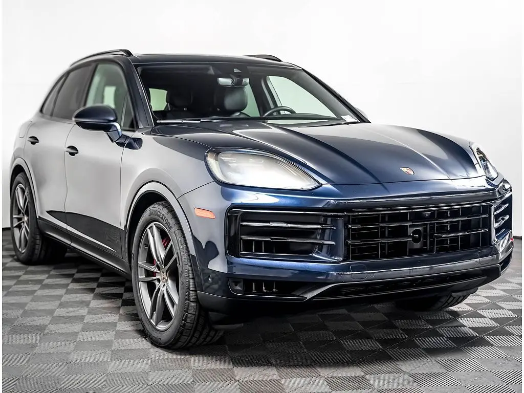 2024 Porsche Cayenne S
