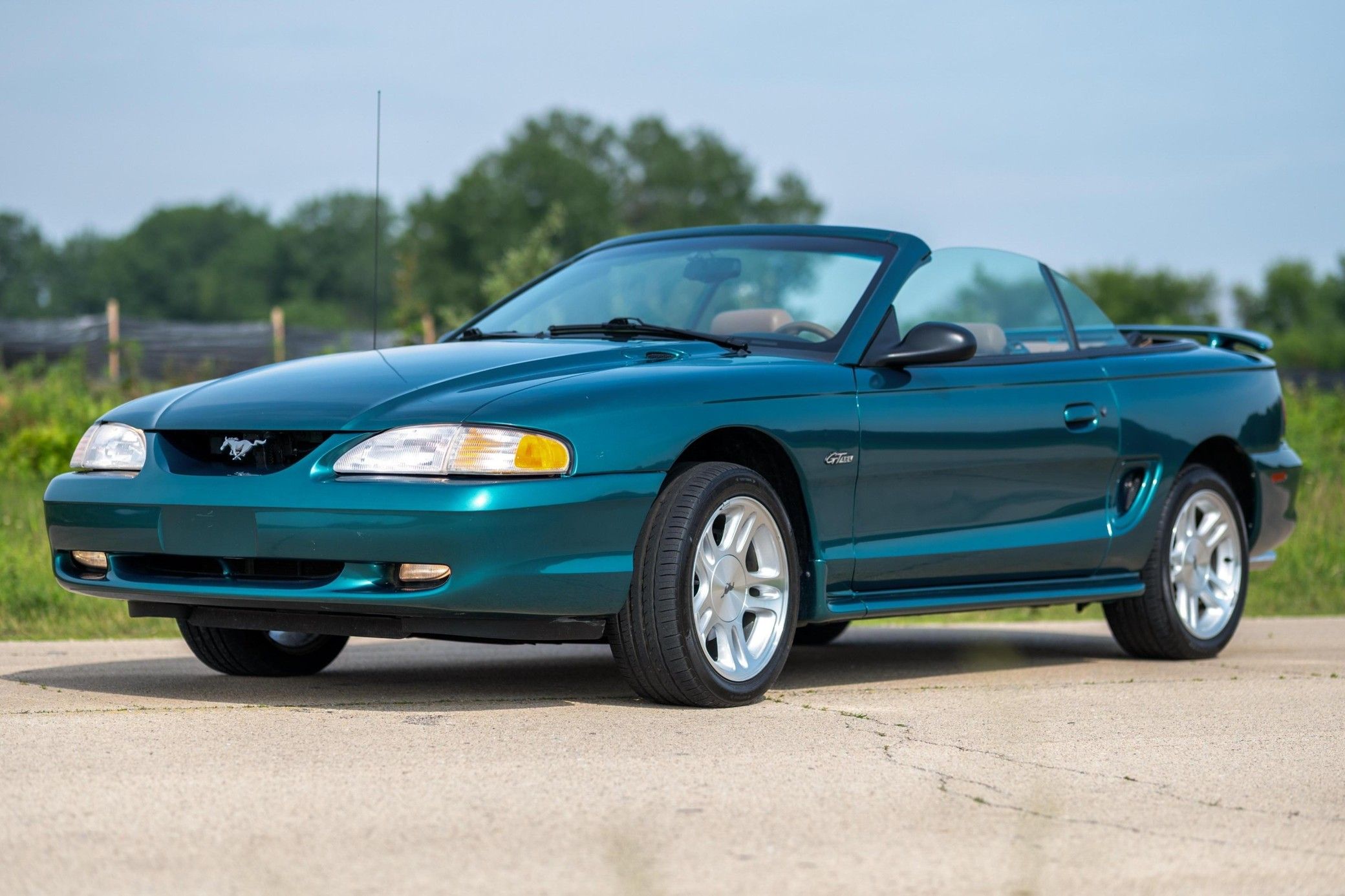 1998 Ford Mustang GT Convertible