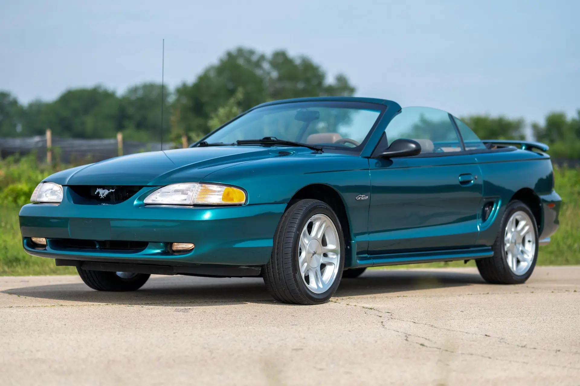 1998 Ford Mustang GT Convertible