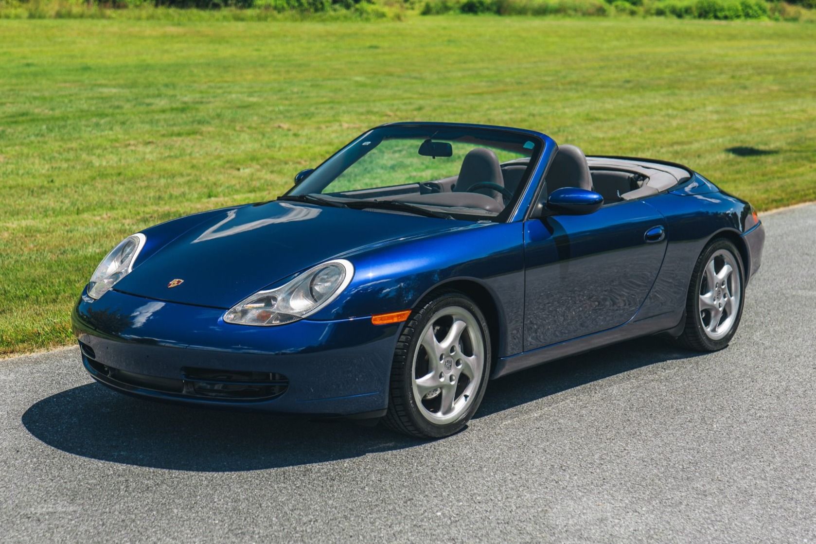 2000 Porsche 911 Carrera