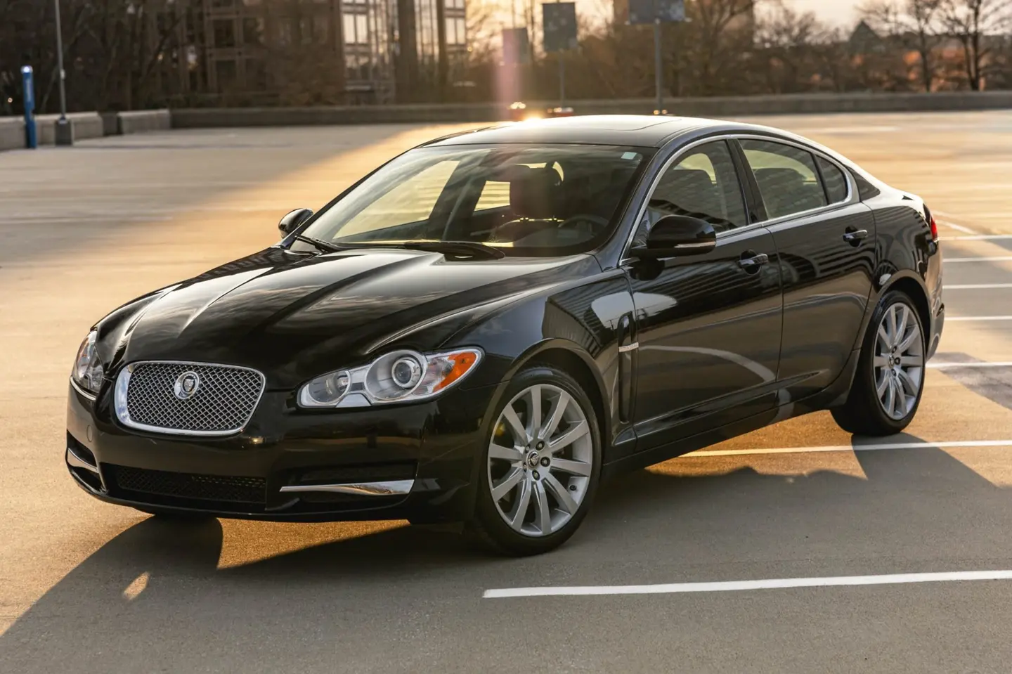 2024 Jaguar XF P300 R-Dynamic SE