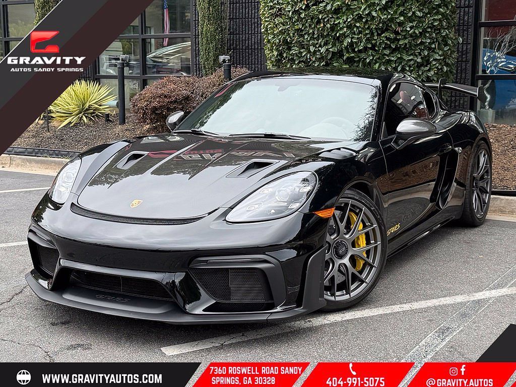 2024 Porsche Cayman GT4