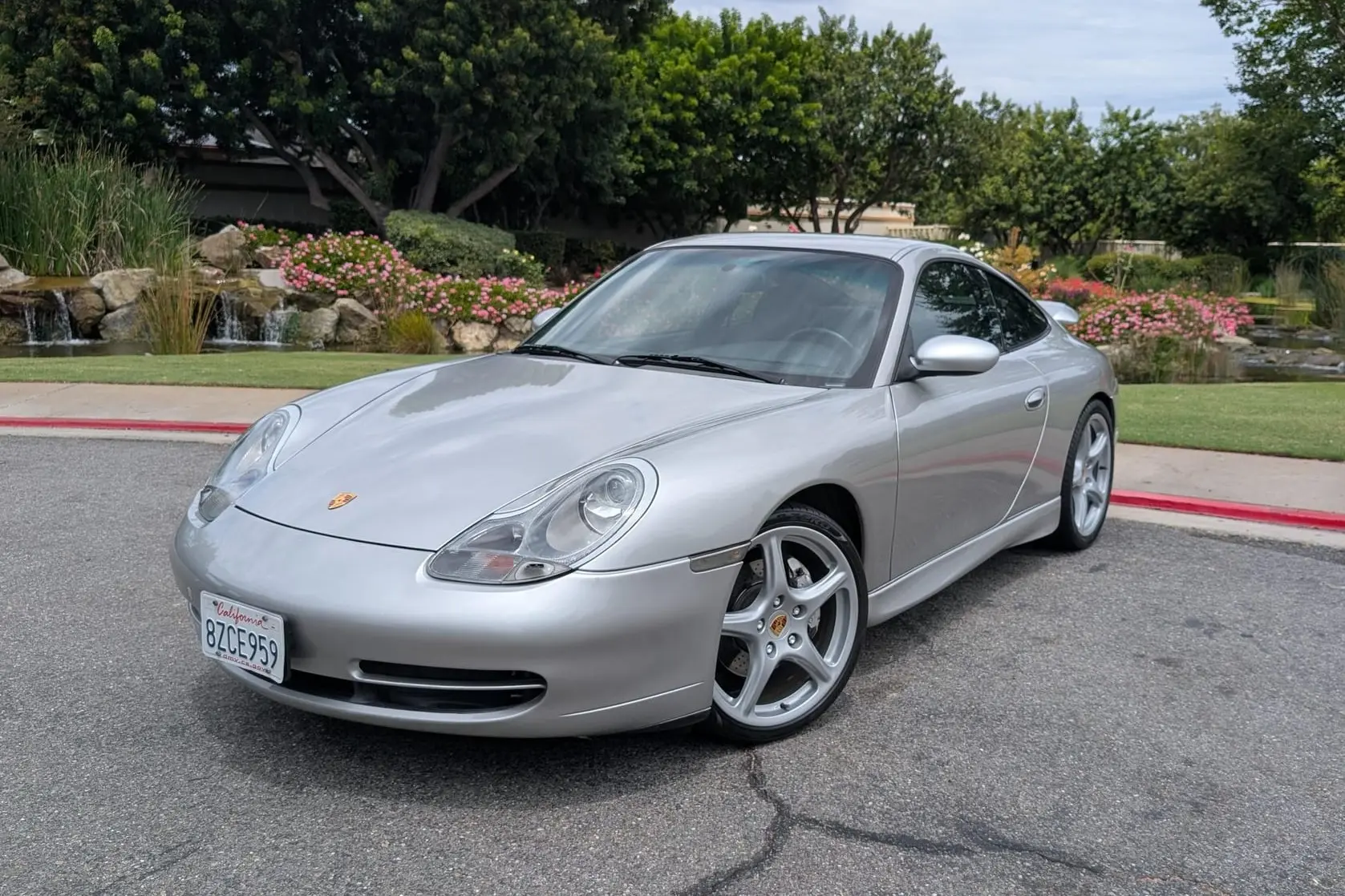 2001 Porsche 911 Carrera 4