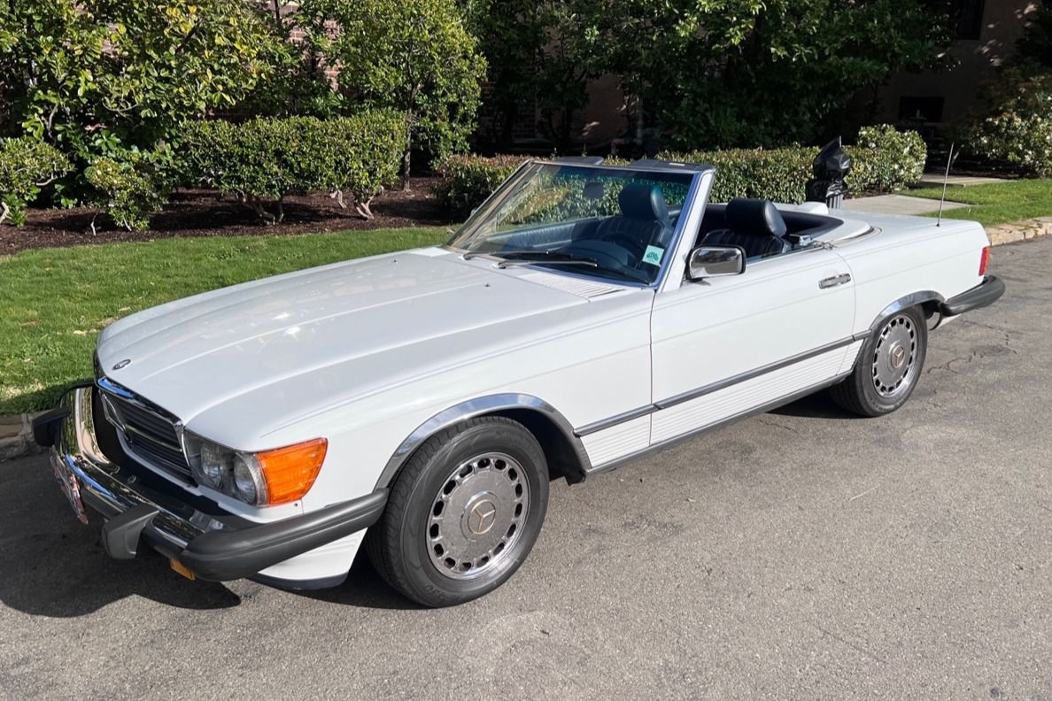 1986 Mercedes-Benz SL-Class 560SL