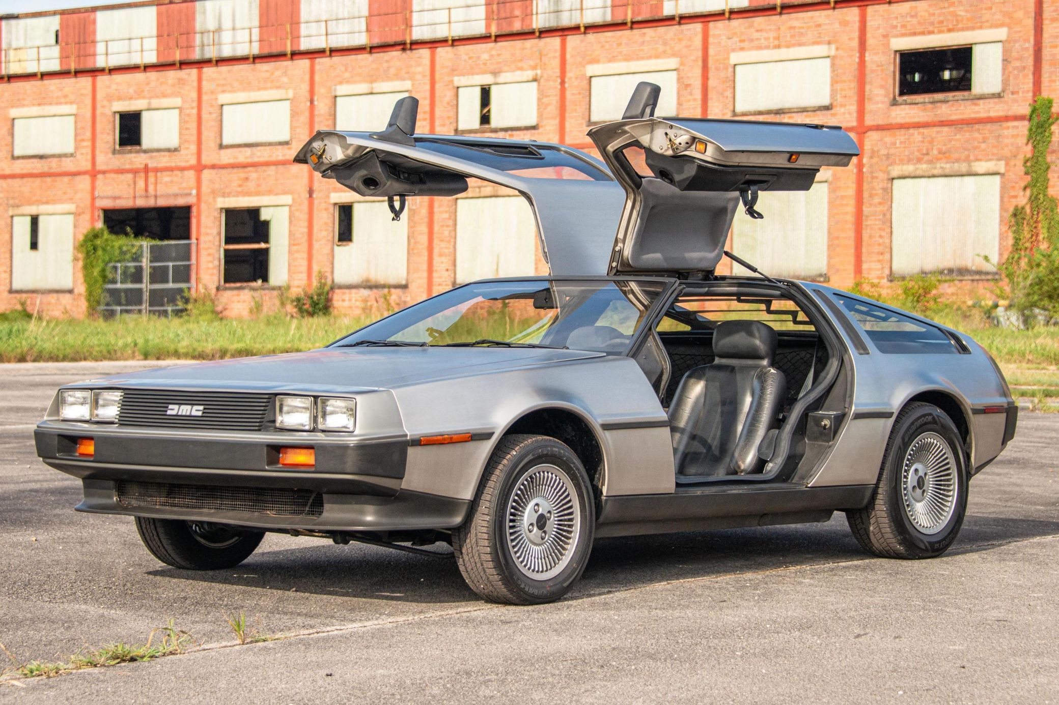 1981 DeLorean DMC-12