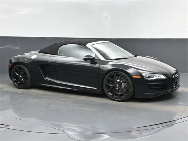 2011 Audi R8 V10