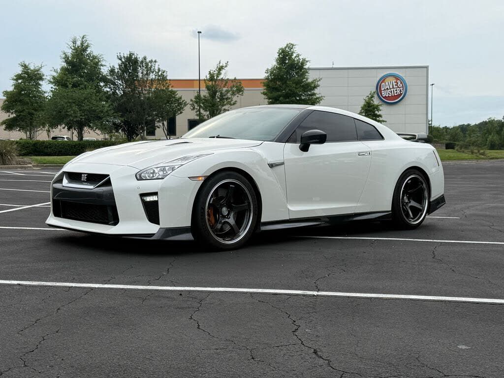 2017 Nissan GT-R NISMO