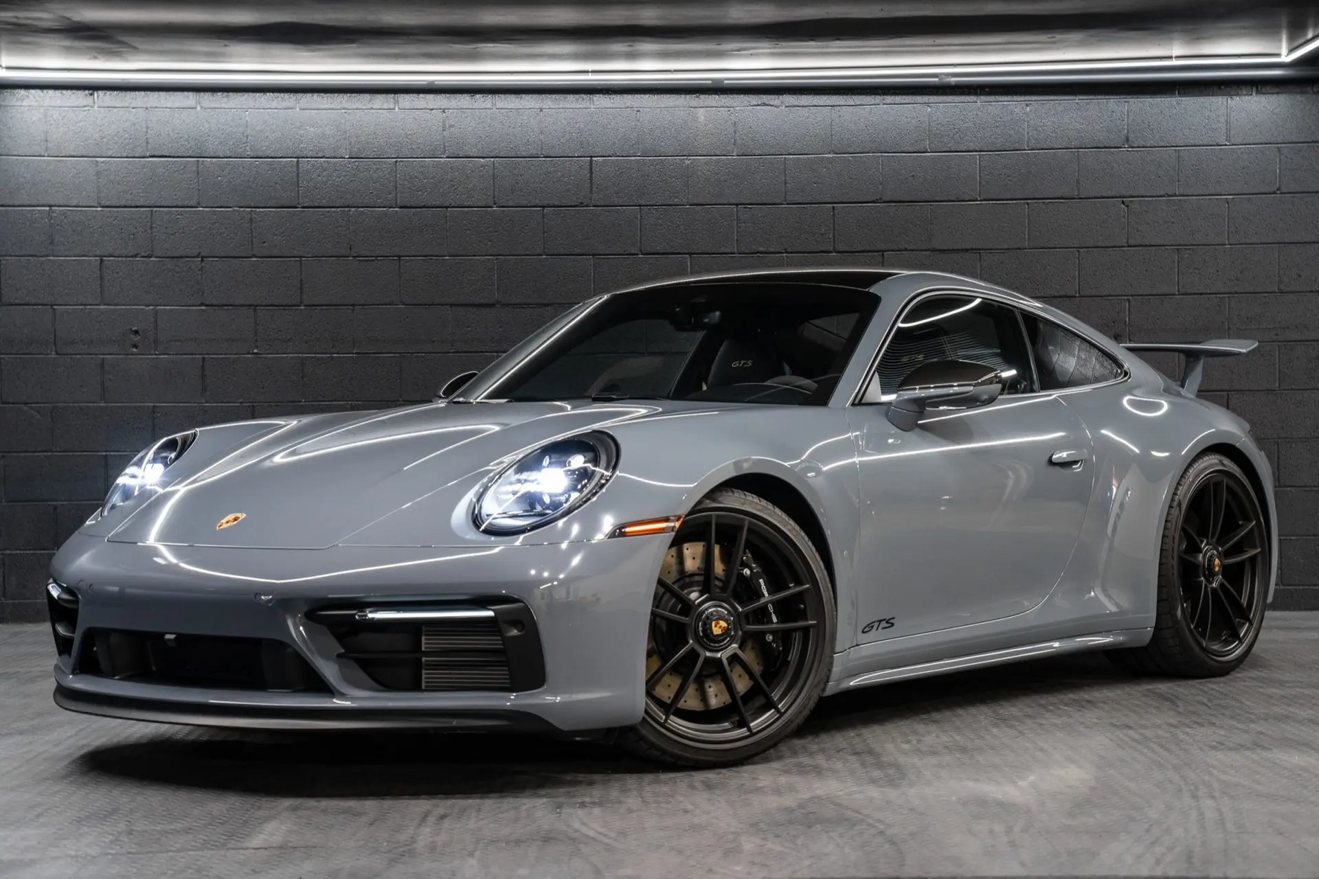 2024 Porsche 911 Carrera GTS