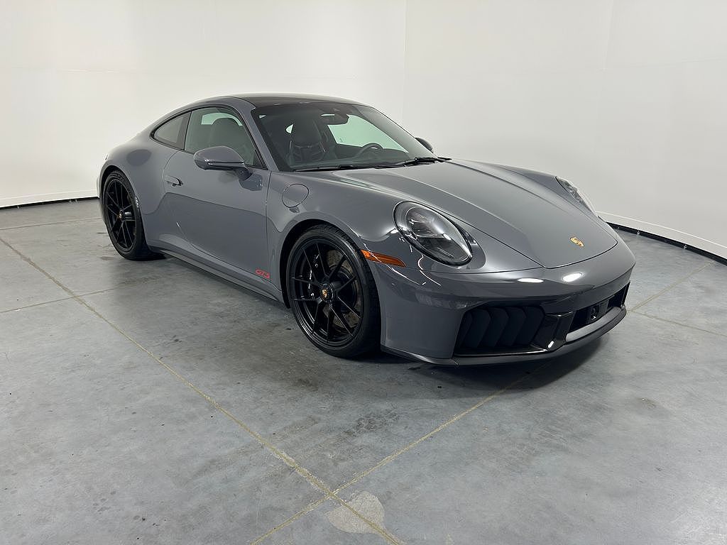 2026 Porsche 992.2 Carrera 4 GTS