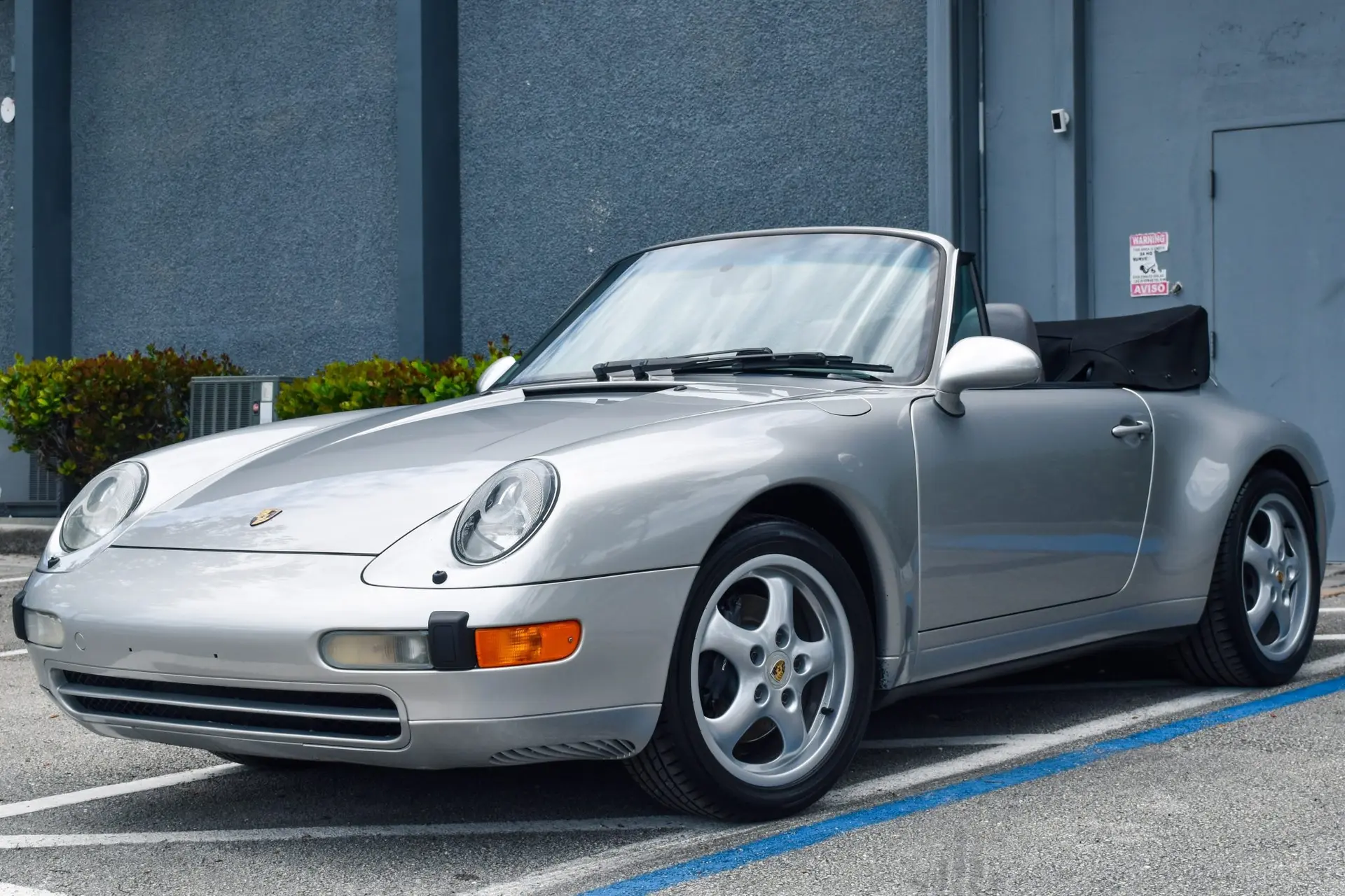 1998 Porsche 911 Carrera Cabriolet