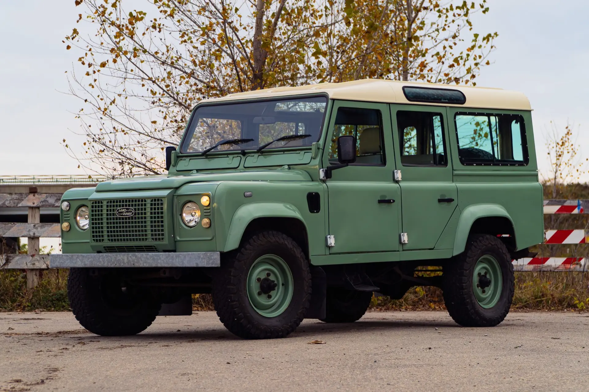 1987 Land Rover Defender 110