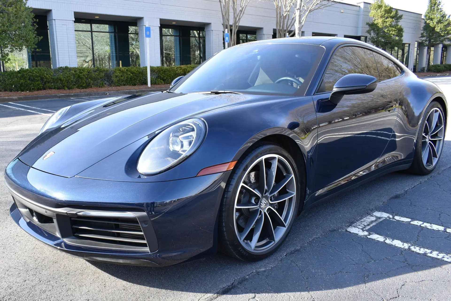 2020 Porsche 911 Carrera