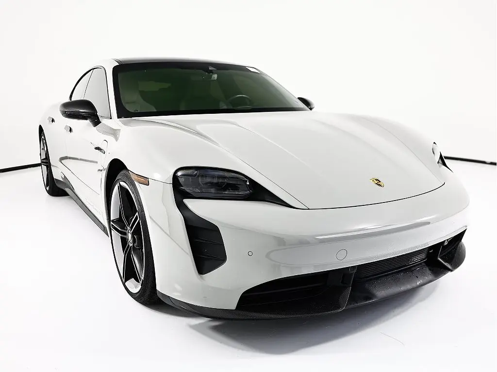 2022 Porsche Taycan Turbo S