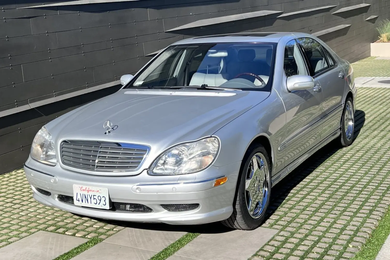 2002 Mercedes-Benz S-Class