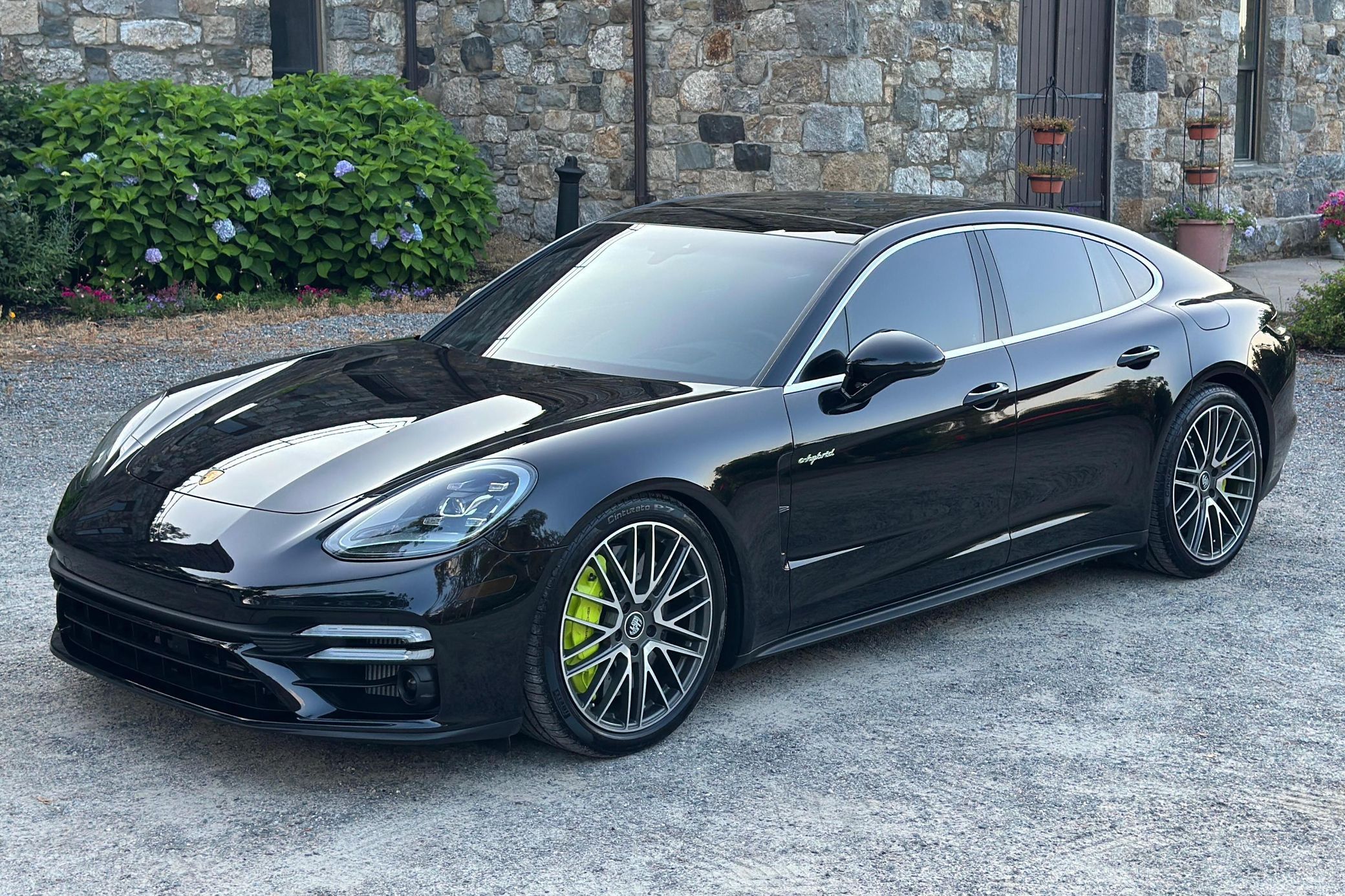 2023 Porsche Panamera Turbo S