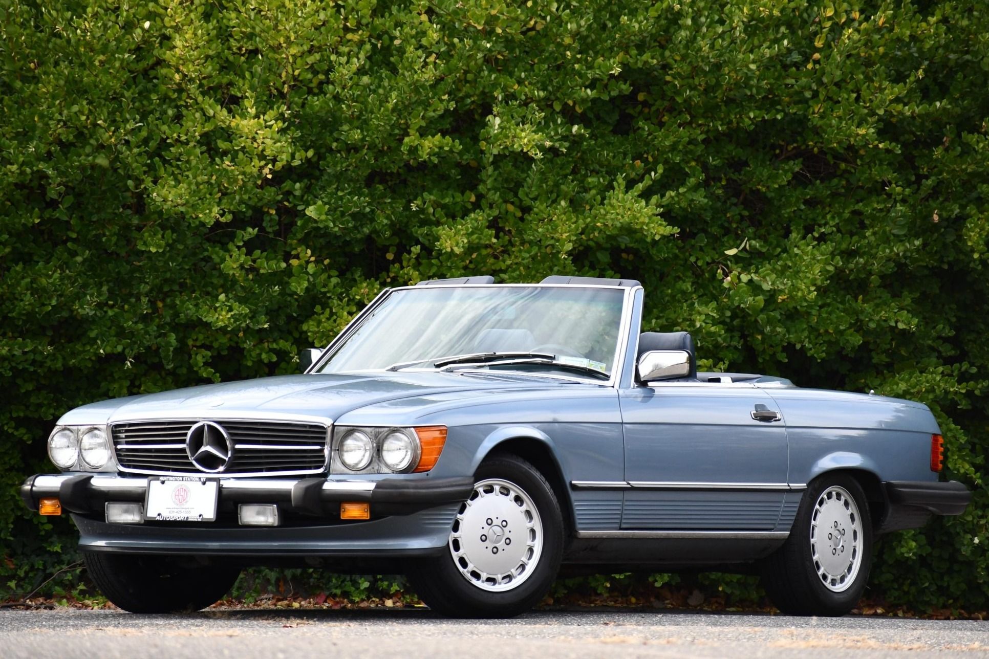 1987 Mercedes-Benz SL-Class 560SL