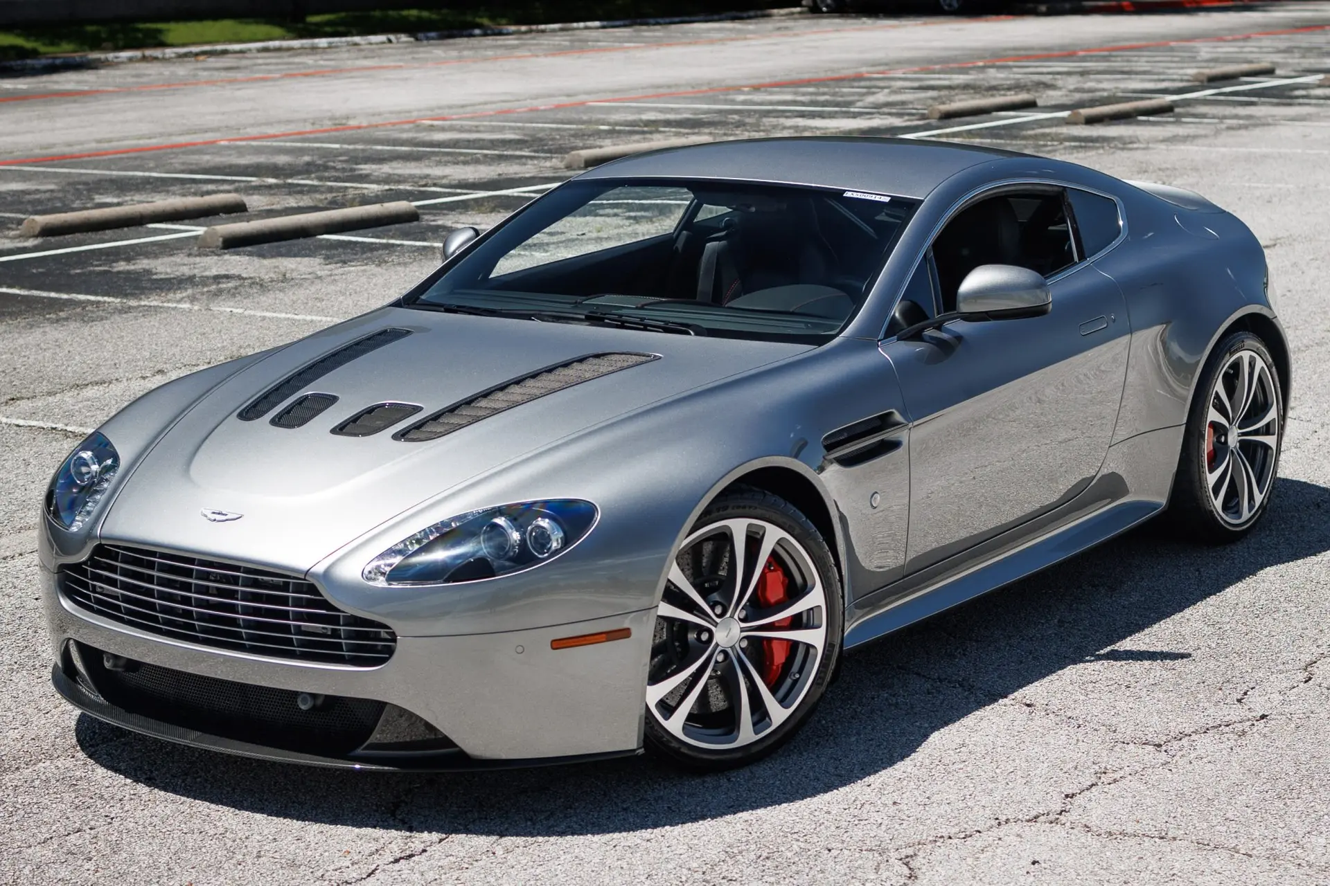 2012 Aston Martin Vantage V12 Vantage Coupe