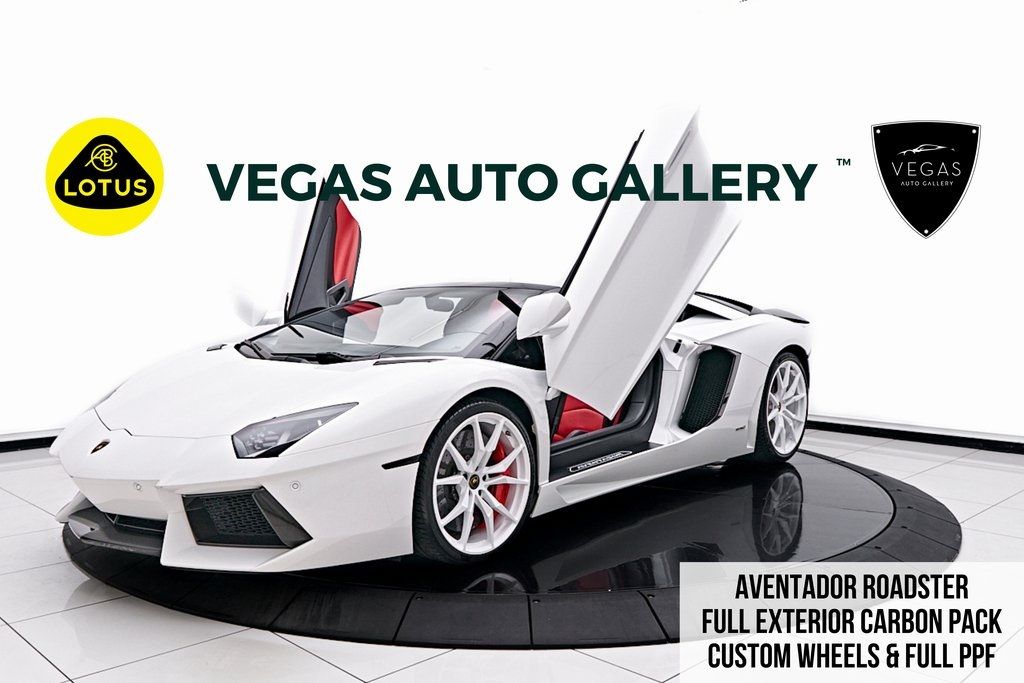 2016 Lamborghini Aventador LP700-4 Roadster