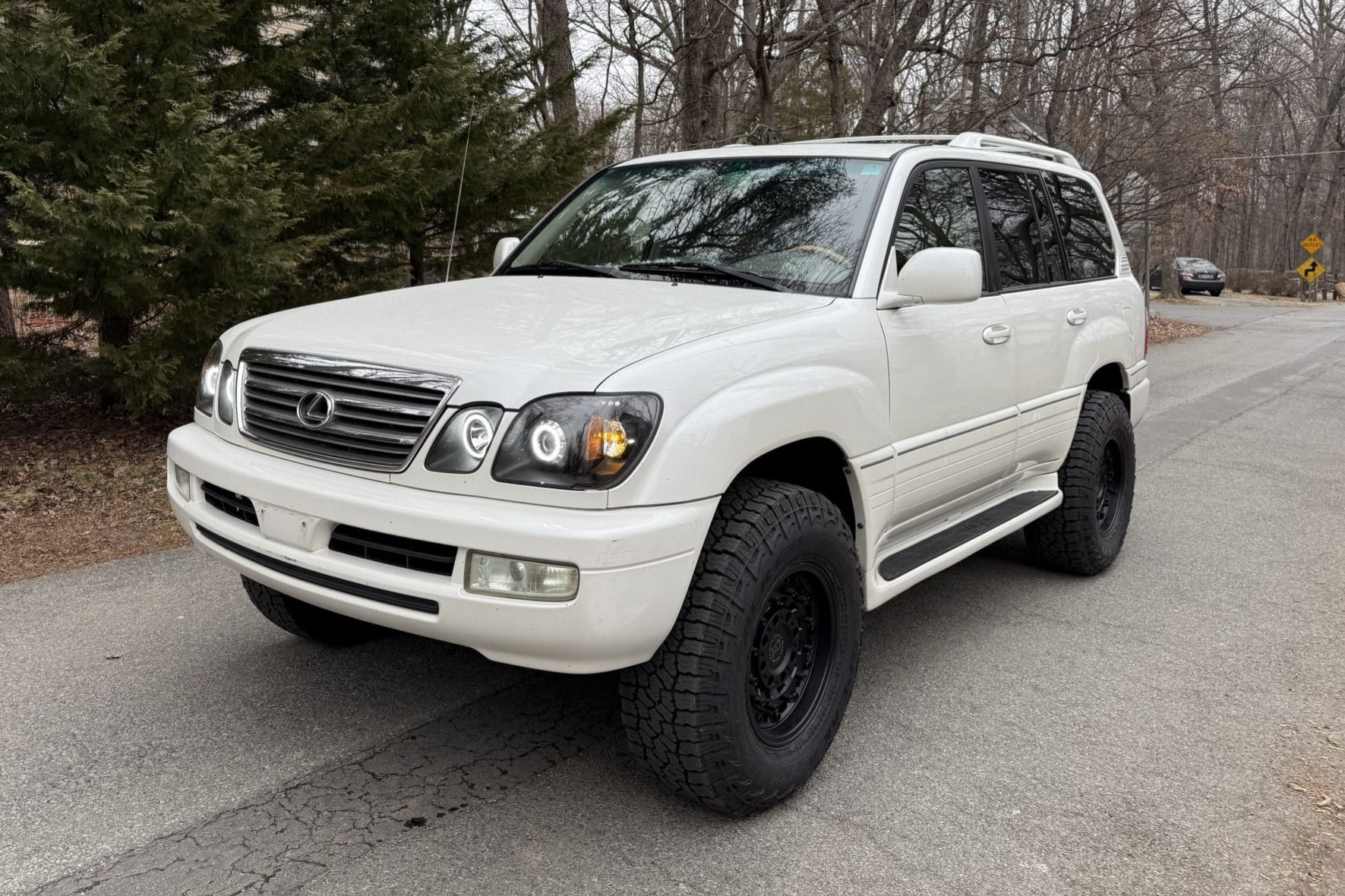 2005 Lexus LX