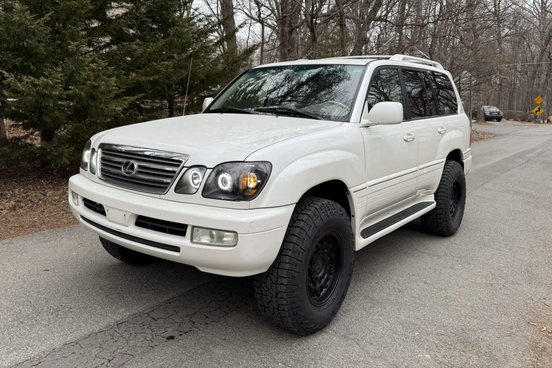 2005 Lexus LX