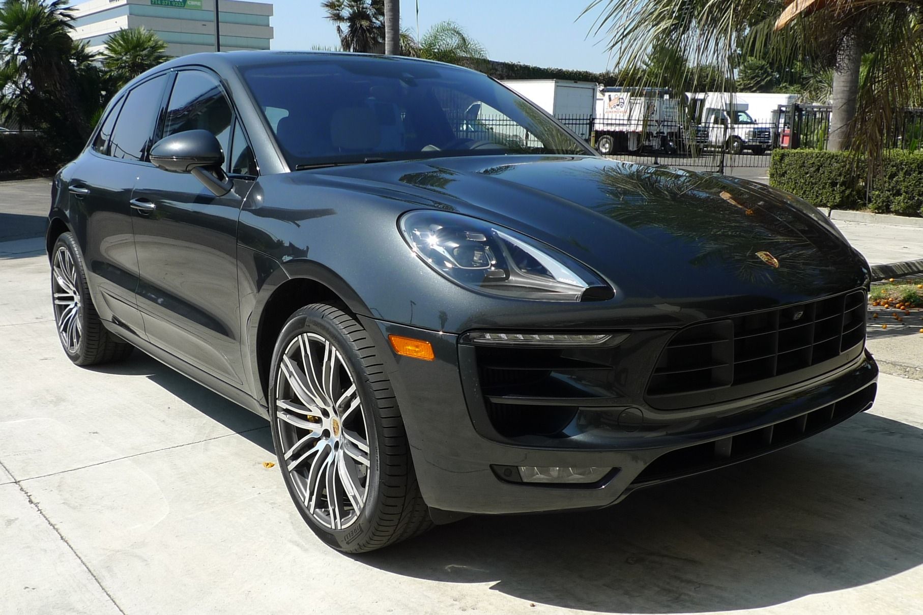 2018 Porsche Macan Turbo