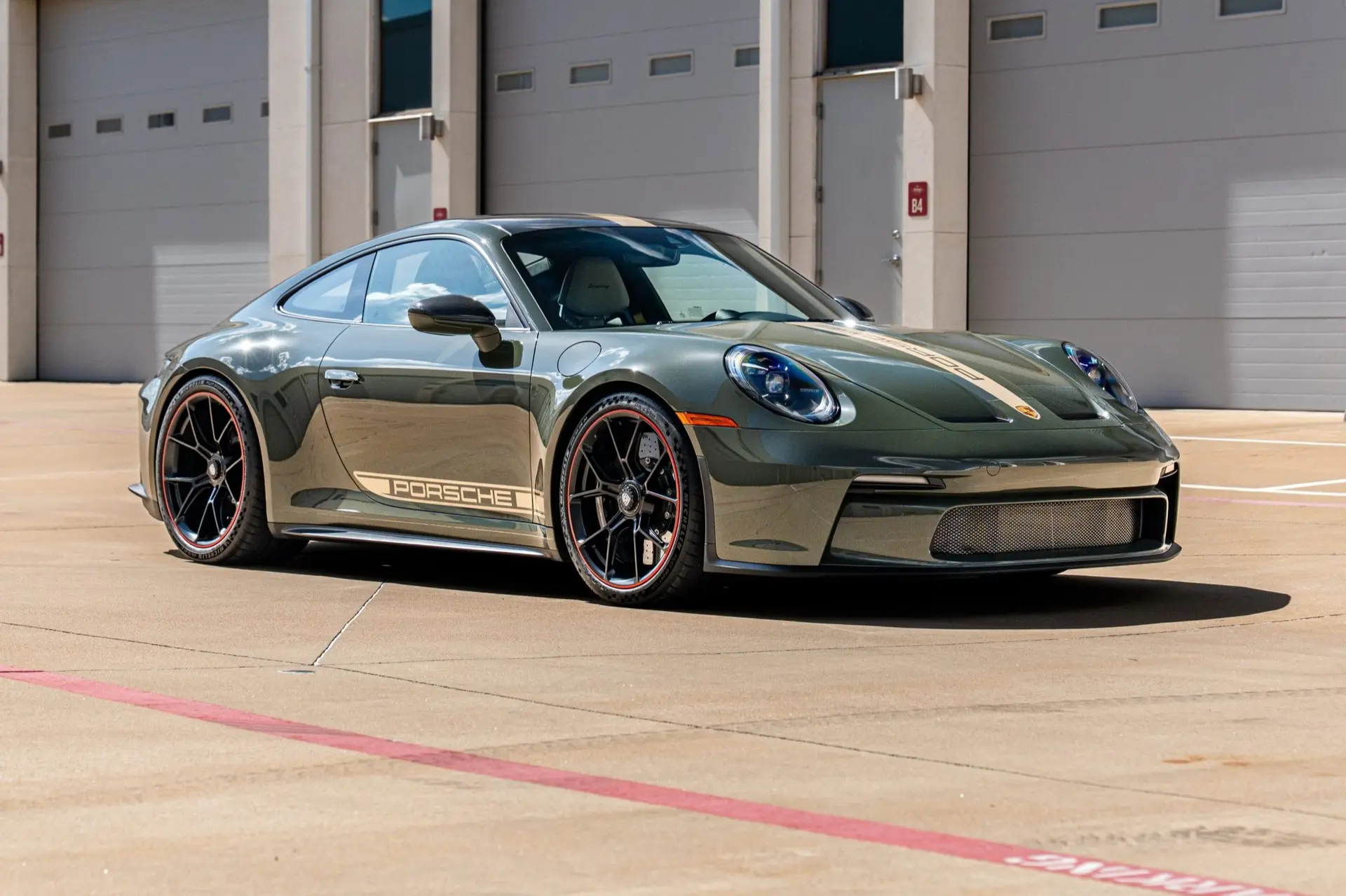 2022 Porsche 911 GT3 Touring
