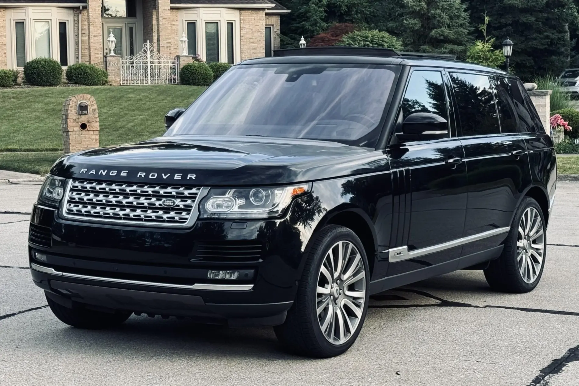 2016 Land Rover Range Rover Supercharged LWB