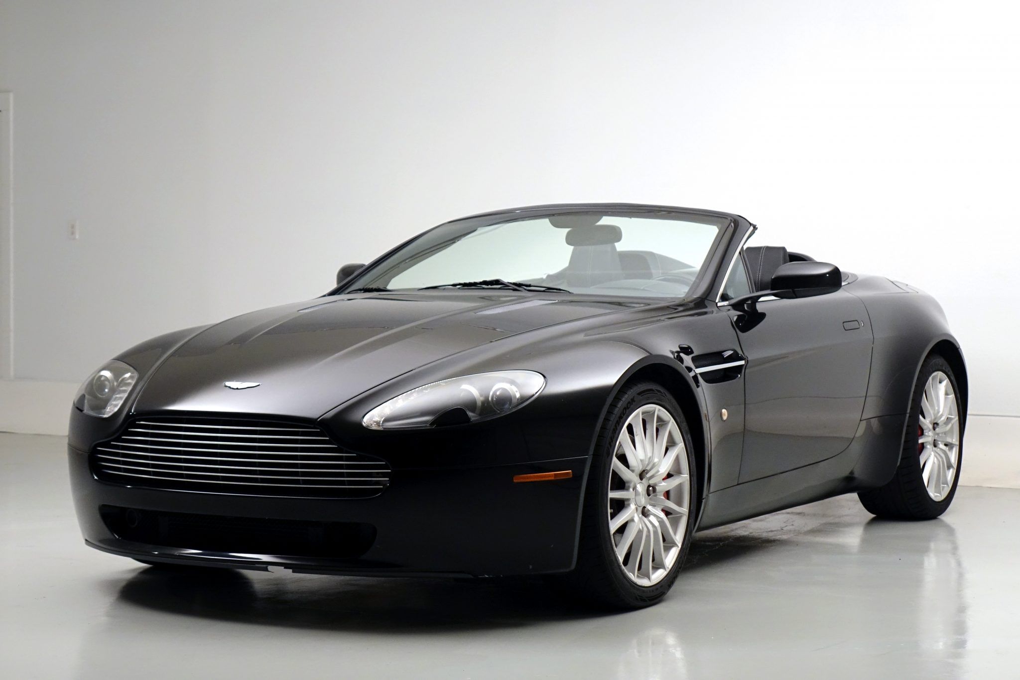 2008 Aston Martin Vantage Race Cars