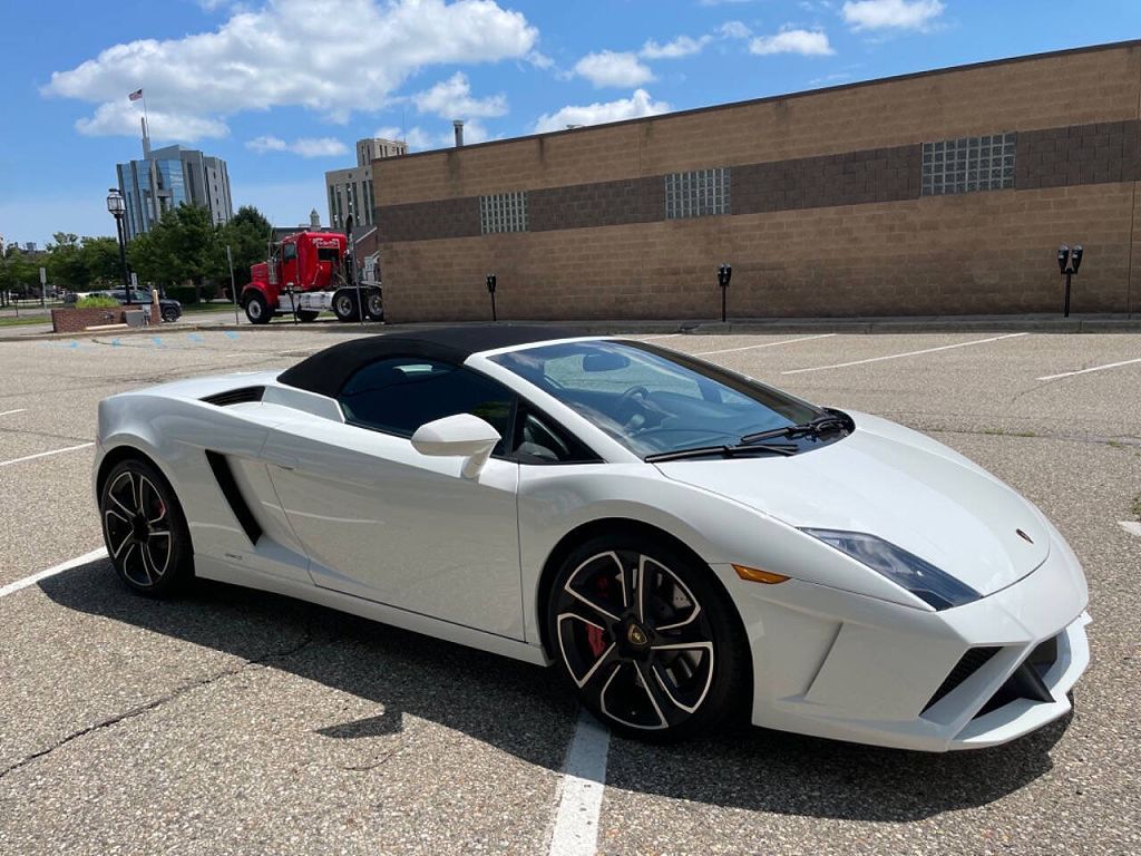 2014 Lamborghini Gallardo LP560-4 Spyder