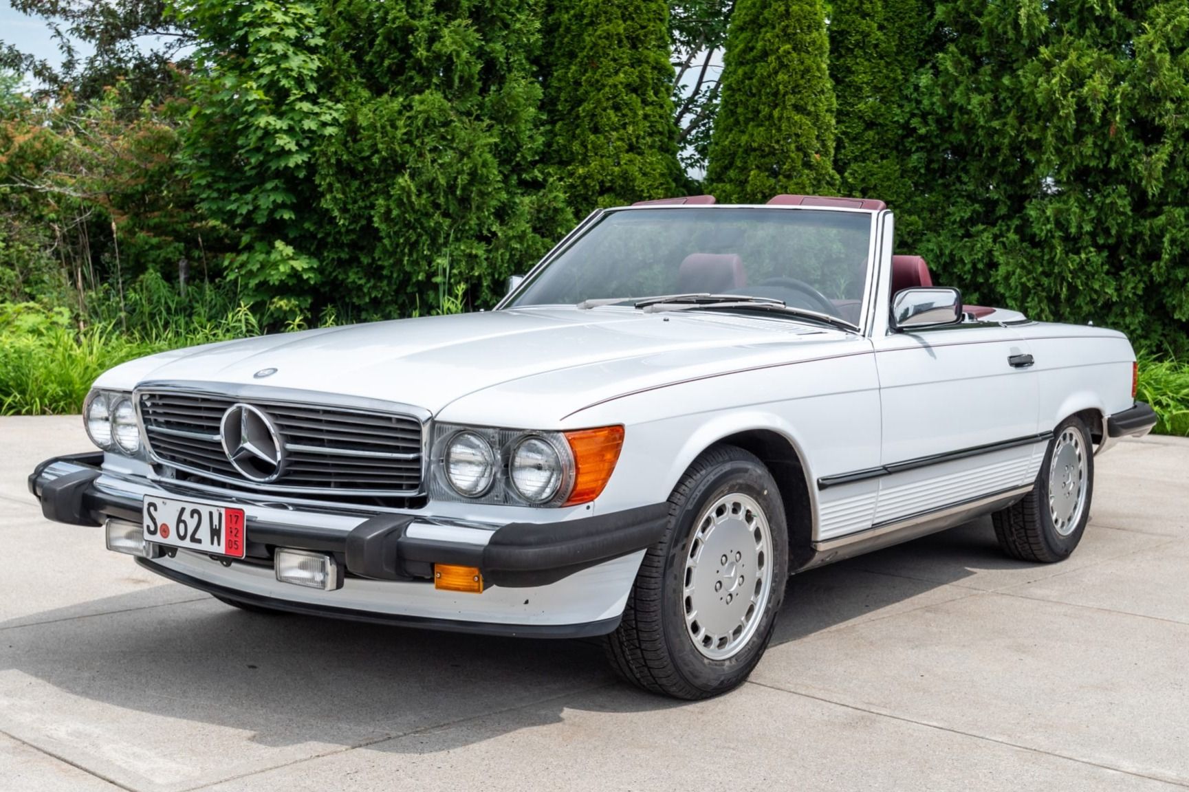 1986 Mercedes-Benz SL-Class 560SL