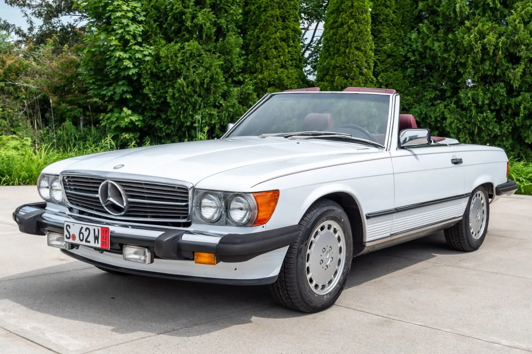 1986 Mercedes-Benz SL-Class 560SL