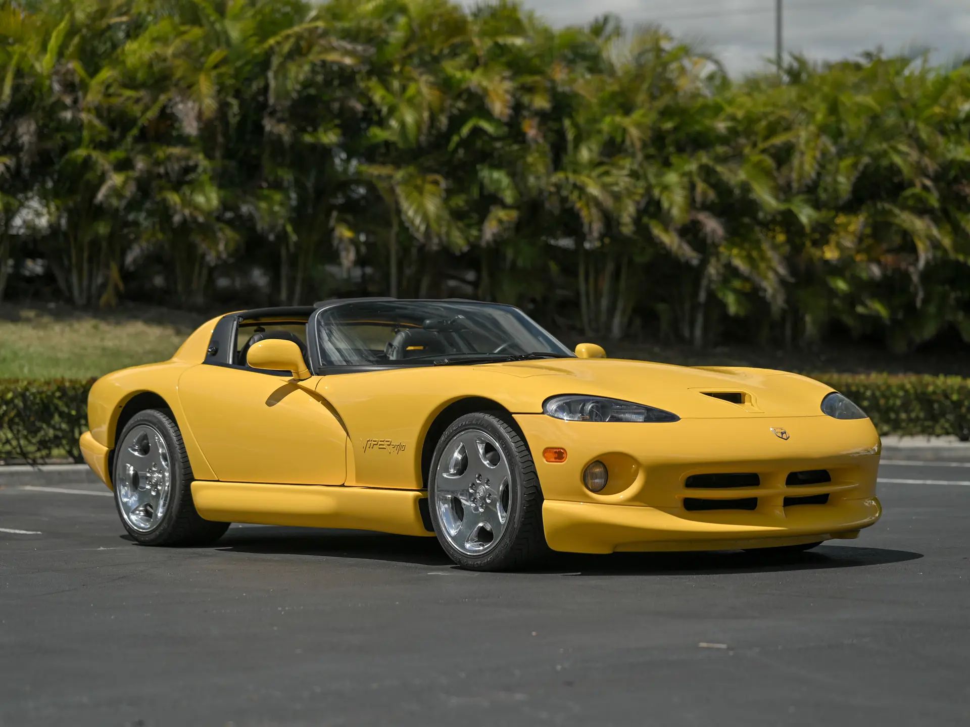 2002 Dodge Viper