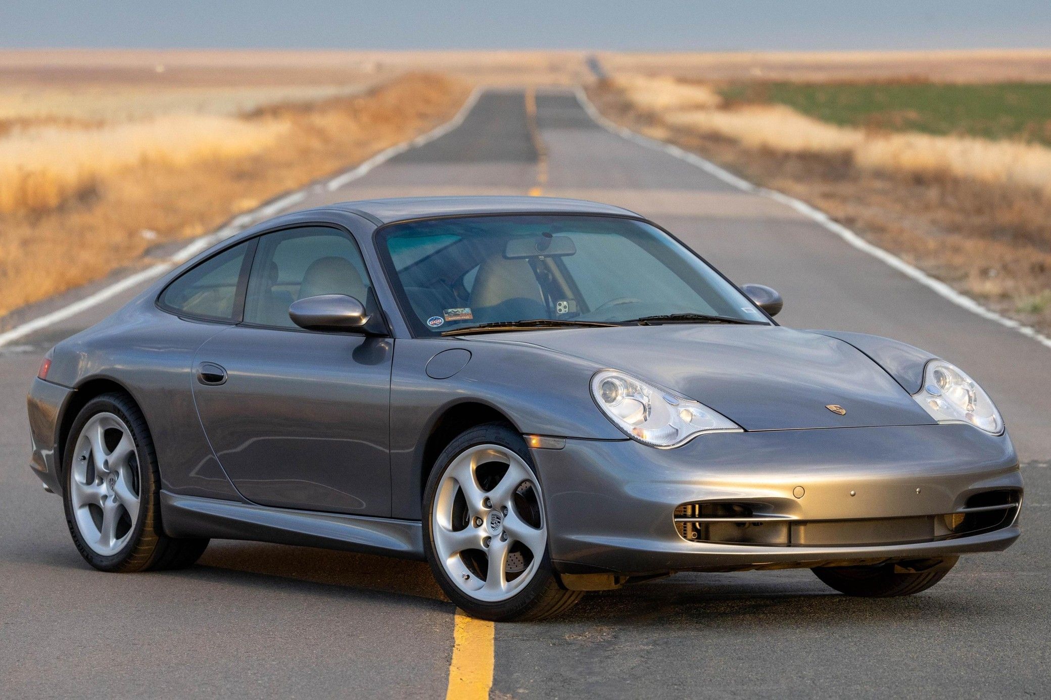 2003 Porsche 911 Carrera