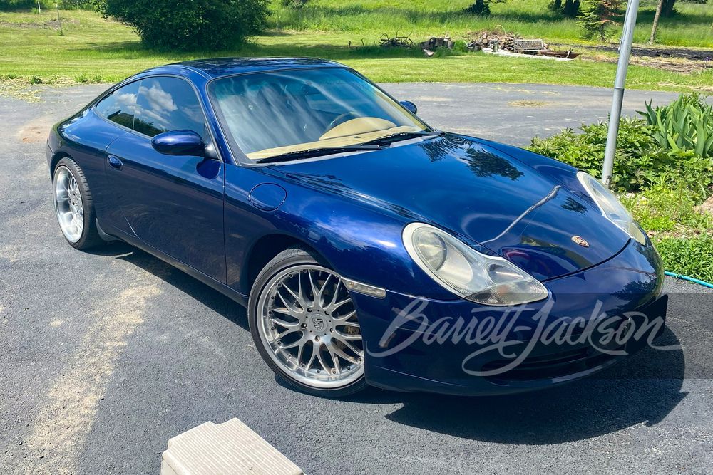 2001 Porsche 911 Carrera