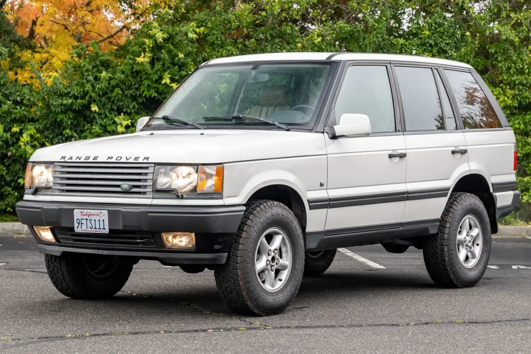 1994 Land Rover Range Rover, sold Dec 2025